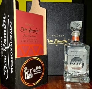 Tequila Reposado Cristalino Línea Premium